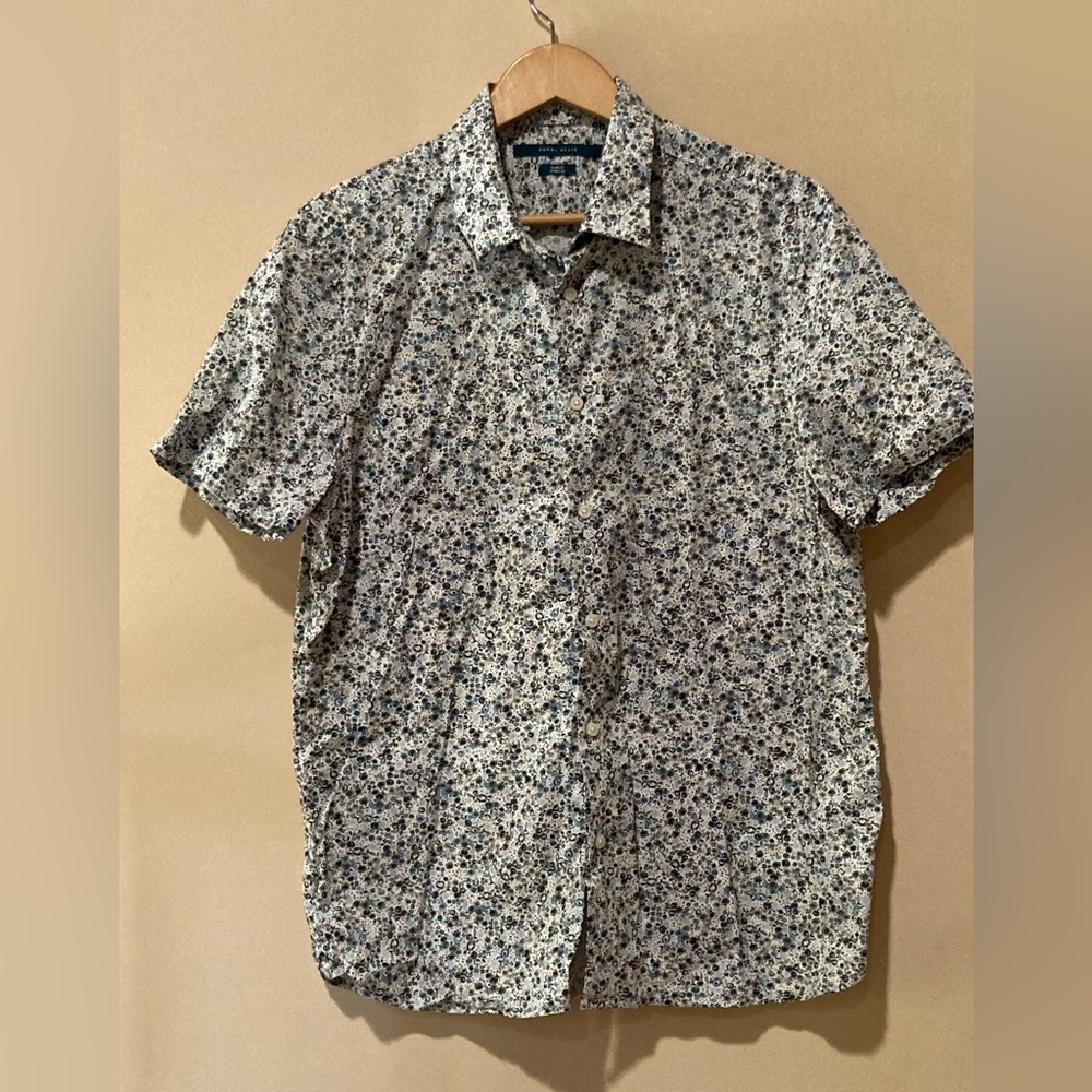 Perry Ellis Short Sleeve Button Down Shirt